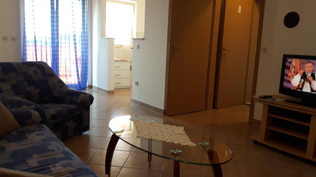 Apartment Ivan Porec Exterior photo